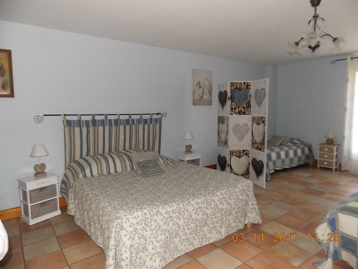 Bed and Breakfast A La Mare Du Vieux Chene Bellegarde-Poussieu Экстерьер фото